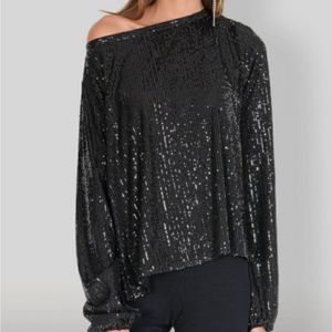 MUCHEE ET MUCHETTE BLACK SEQUIN FERILL TOP EUC ONE SIZE